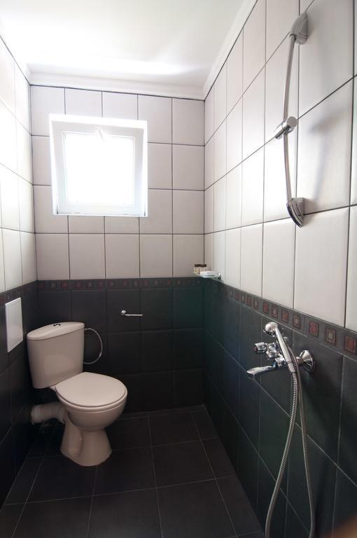 Guest House Hiora أتوبول المظهر الخارجي الصورة