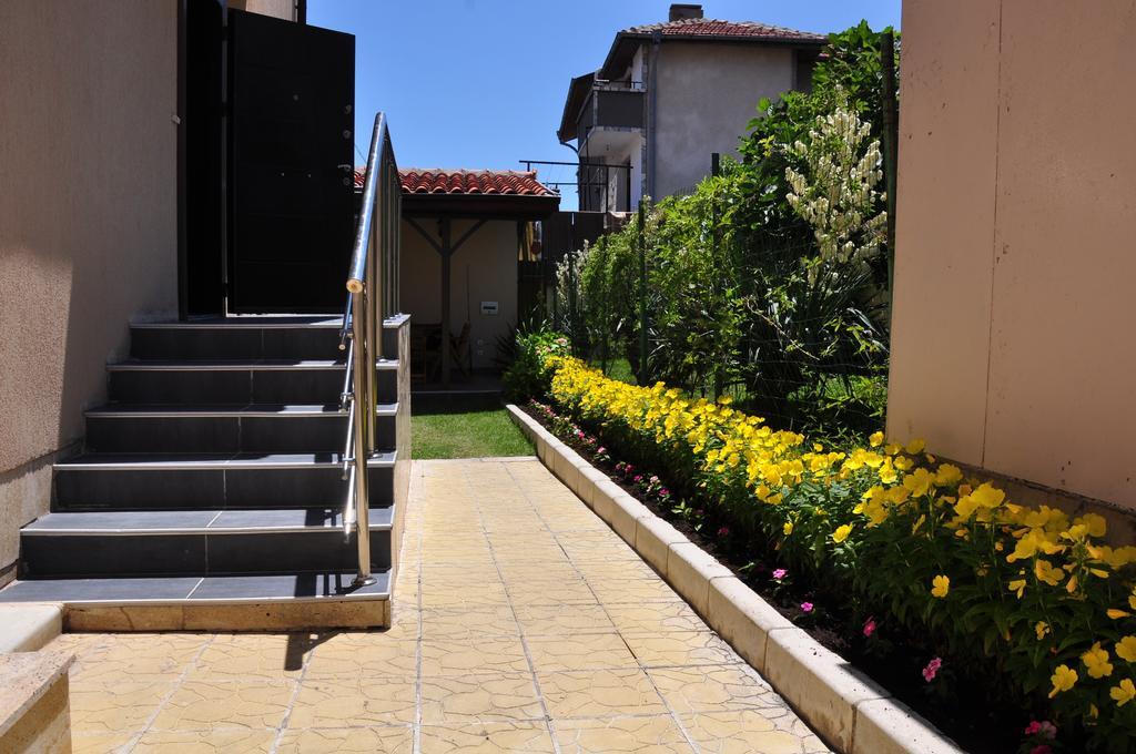 Guest House Hiora أتوبول المظهر الخارجي الصورة